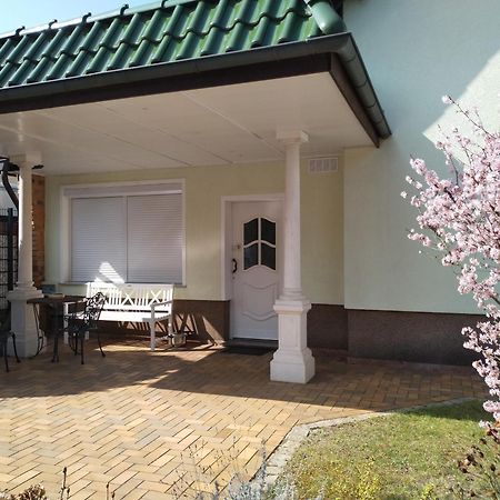 Ferienwohnung Baer Hoppegarten Buitenkant foto